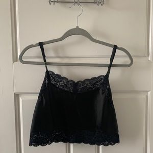 Brandy Melville crop top